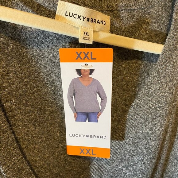 Lucky Brand Women’s XXL Gray V-Neck Sweater — NWT - Picture 2 of 8